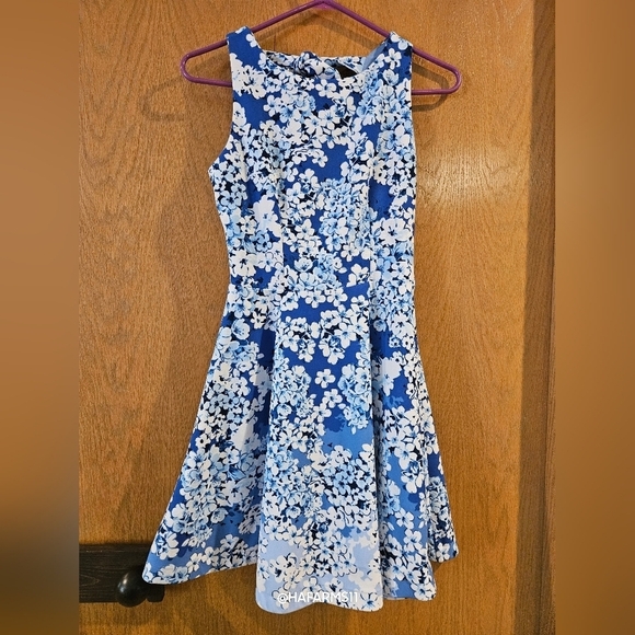 B. Darlin Juniors Blue Flower Dress - Picture 1 of 6